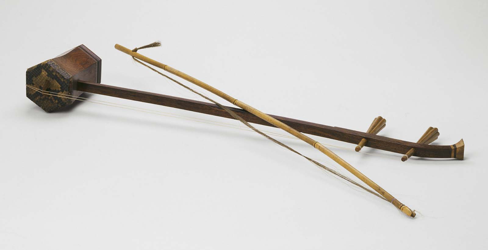 Fiddle (erhu) Museum of Fine Arts, Boston