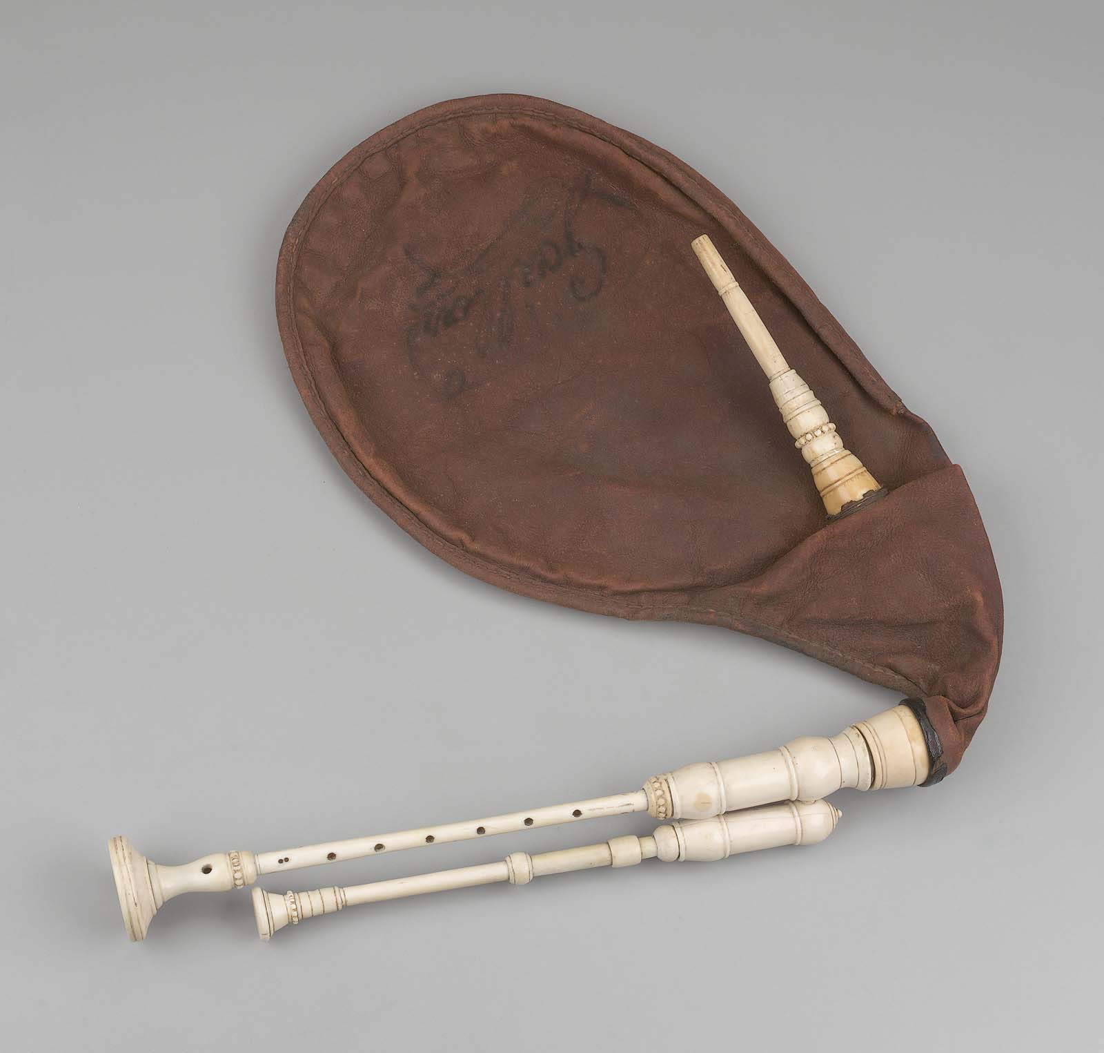 Bagpipe (cornemuse) Museum of Fine Arts, Boston