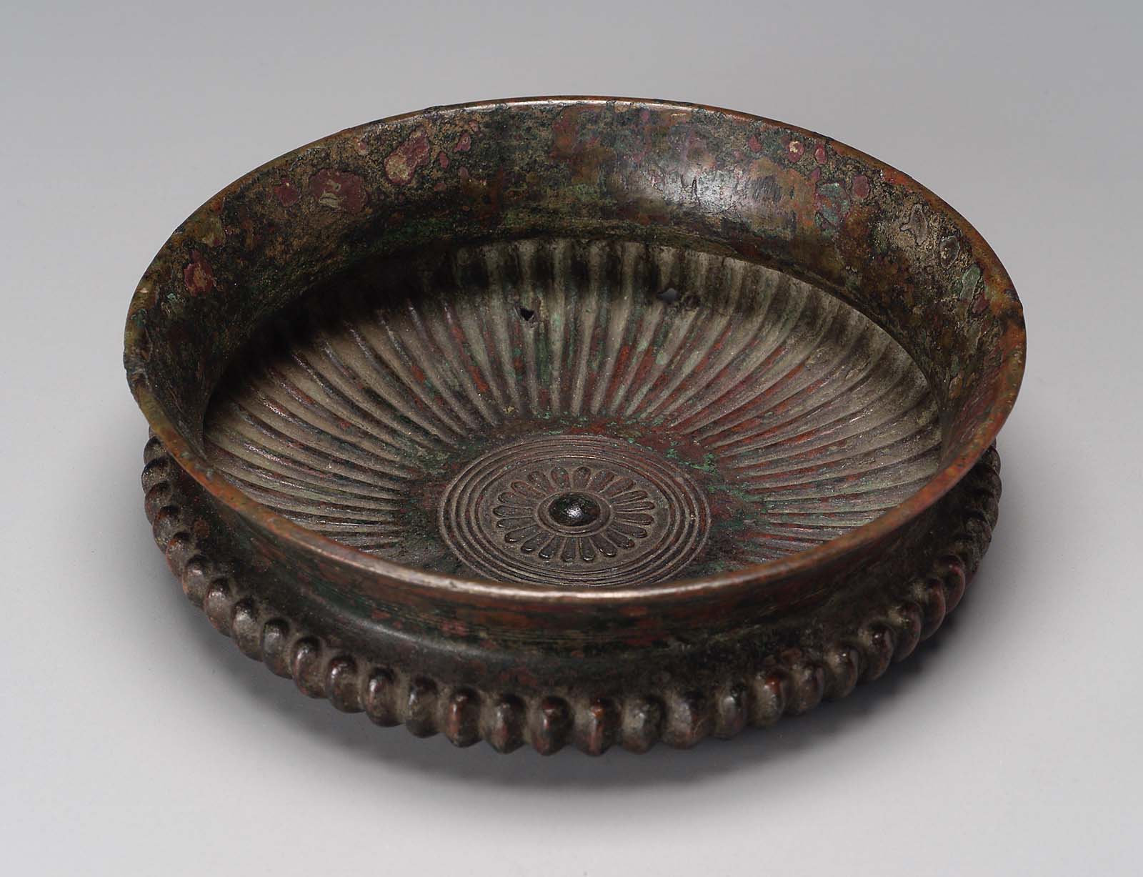 Fluted bronze dish Museum of Fine Arts, Boston