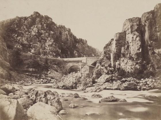Le Pont de la Sainte Le Pont de la Sainte