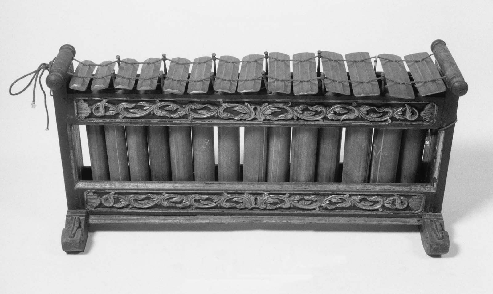 Metallophone (gender panerus [barang]) Museum of Fine Arts, Boston
