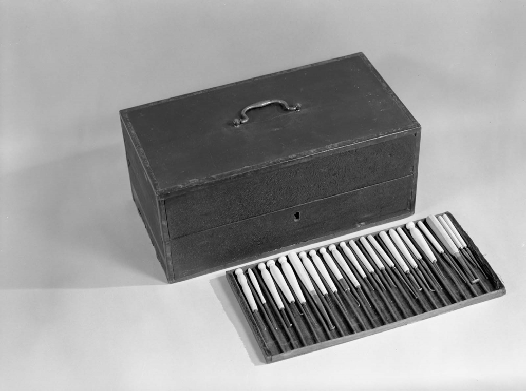 Box of dental tools Museum of Fine Arts, Boston