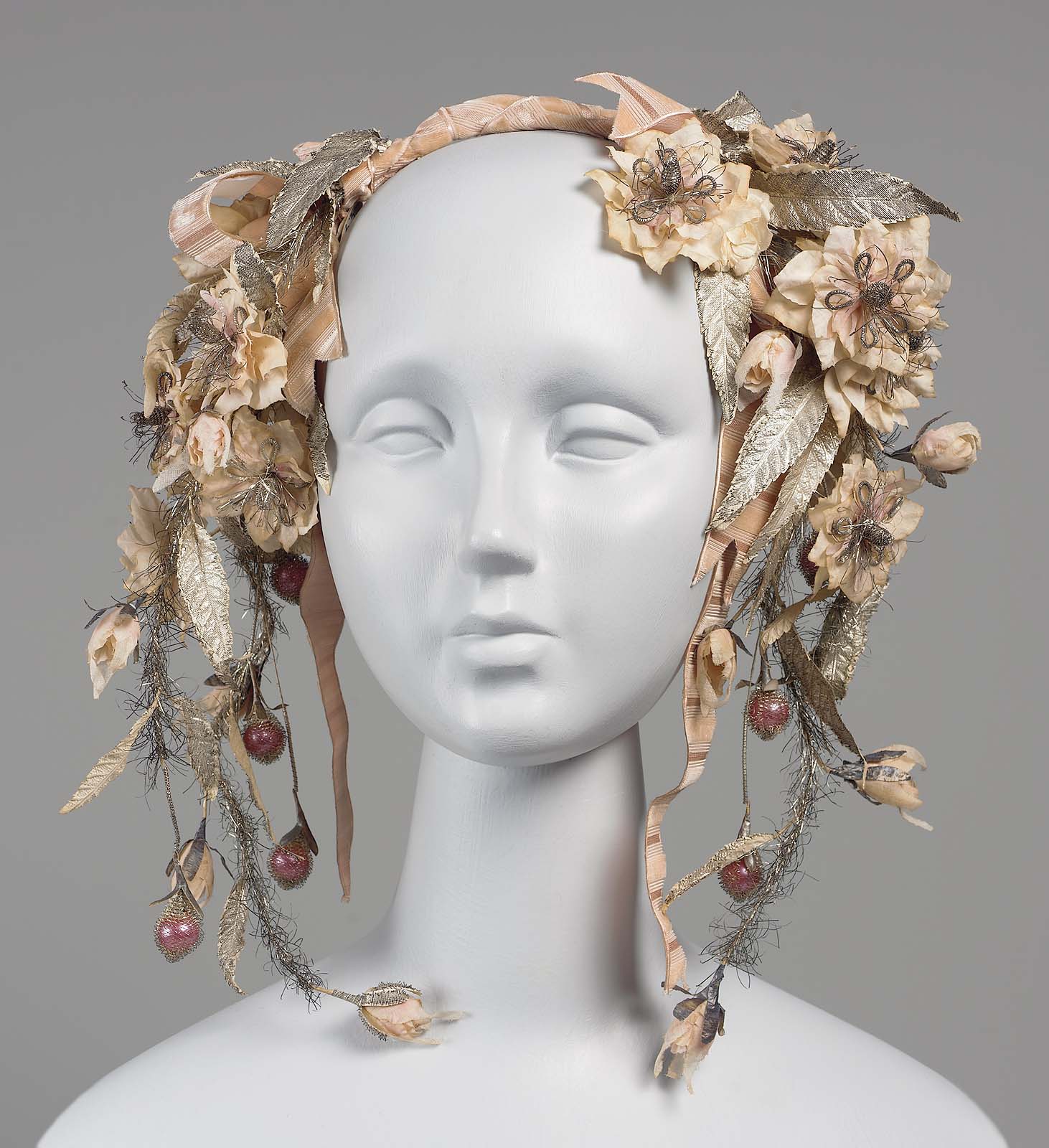 Woman's headdress Museum of Fine Arts, Boston