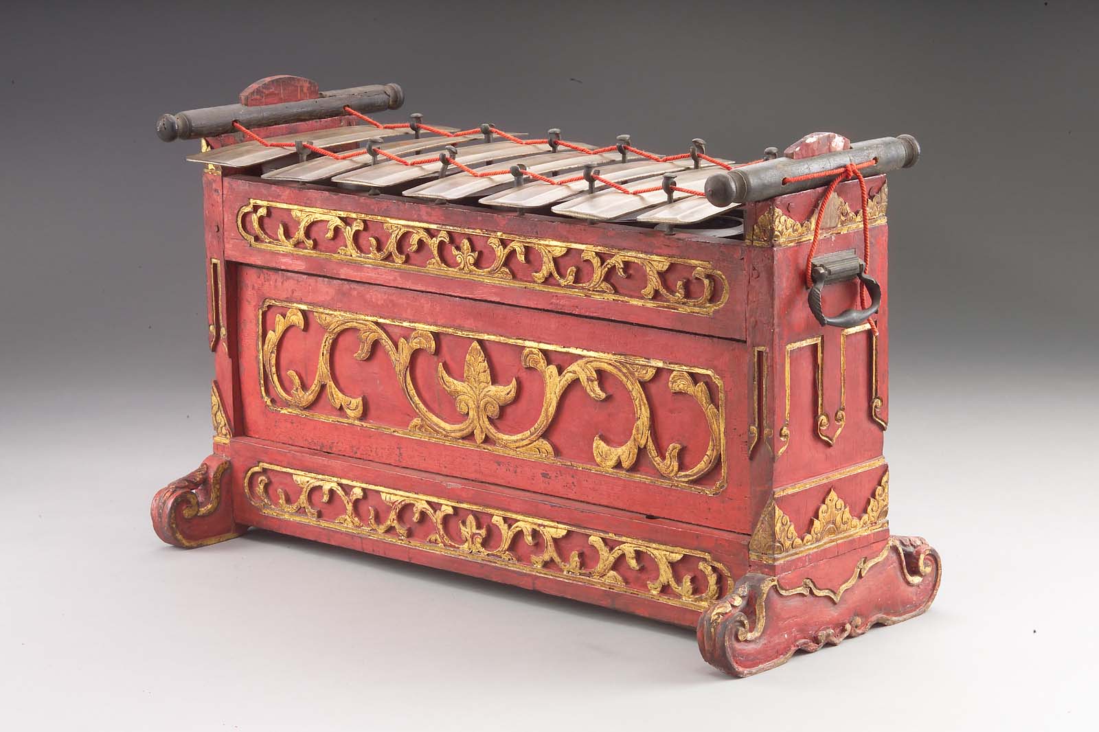 Metallophone (slenthem) Museum of Fine Arts, Boston