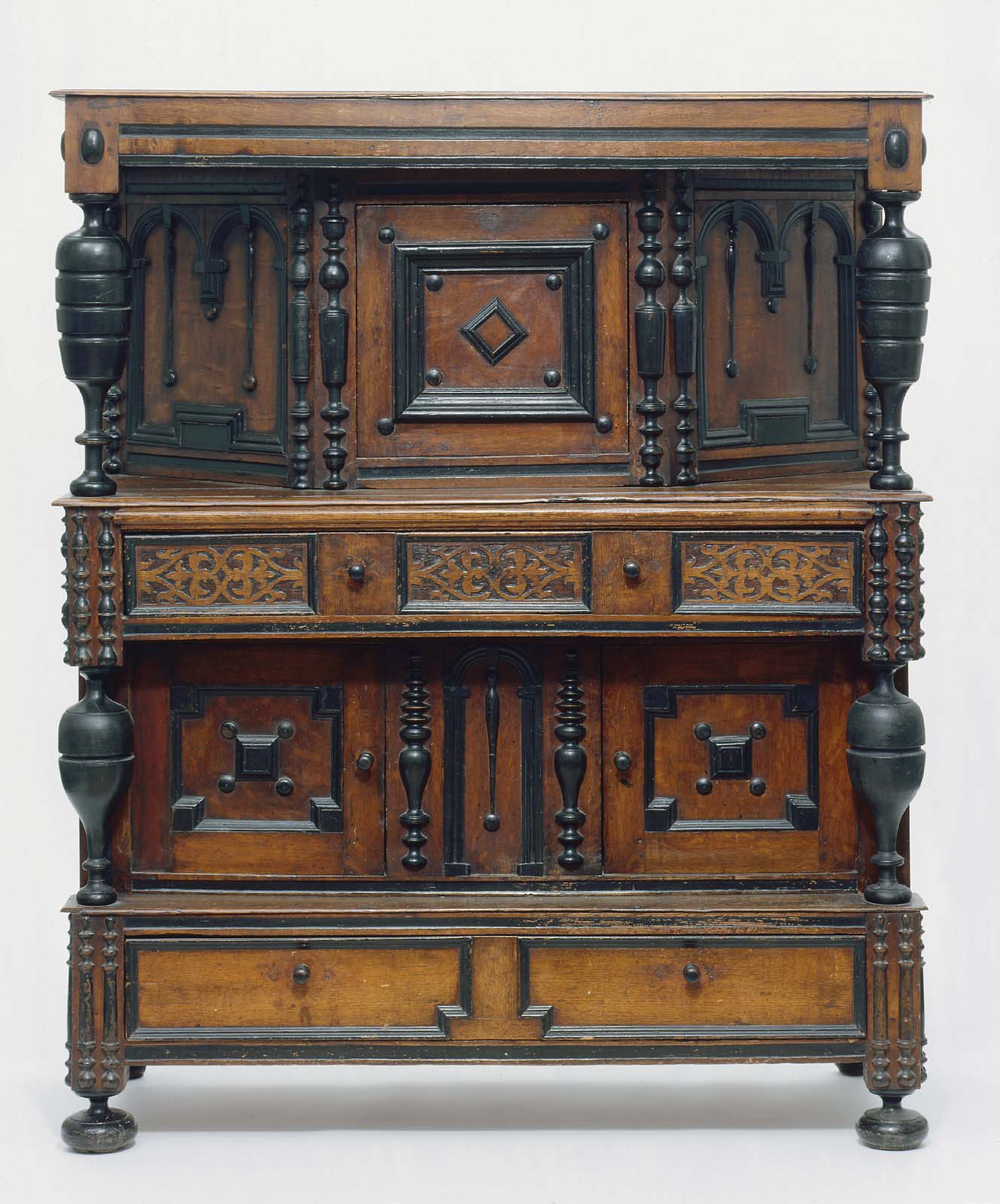 Court cupboard Museum of Fine Arts, Boston