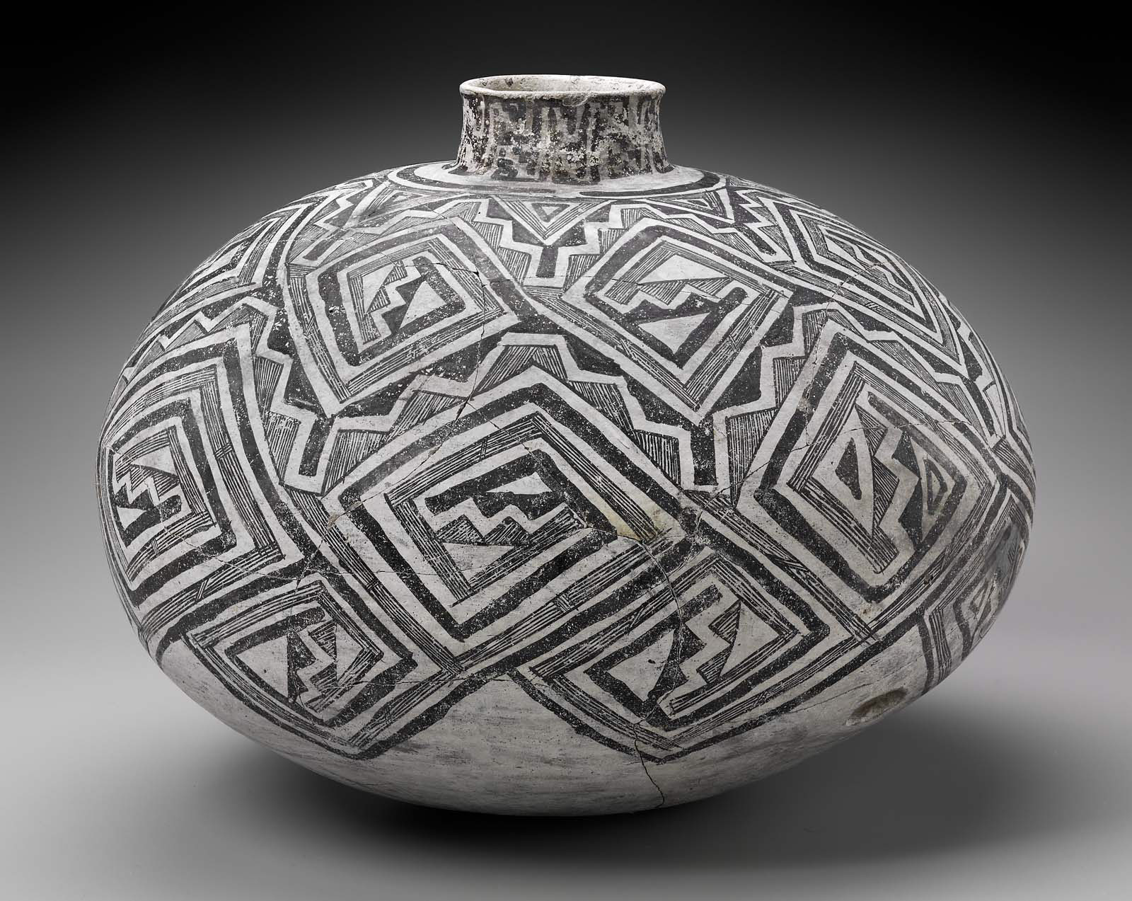 Olla (water jar) Museum of Fine Arts, Boston