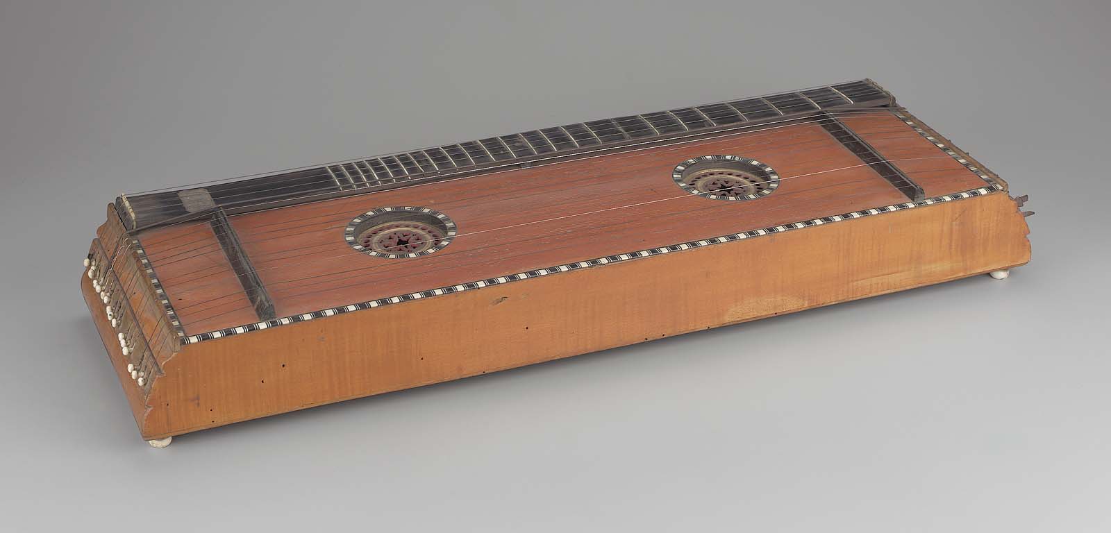 Zithers, Psalteries, and Dulcimers Museum of Fine Arts, Boston