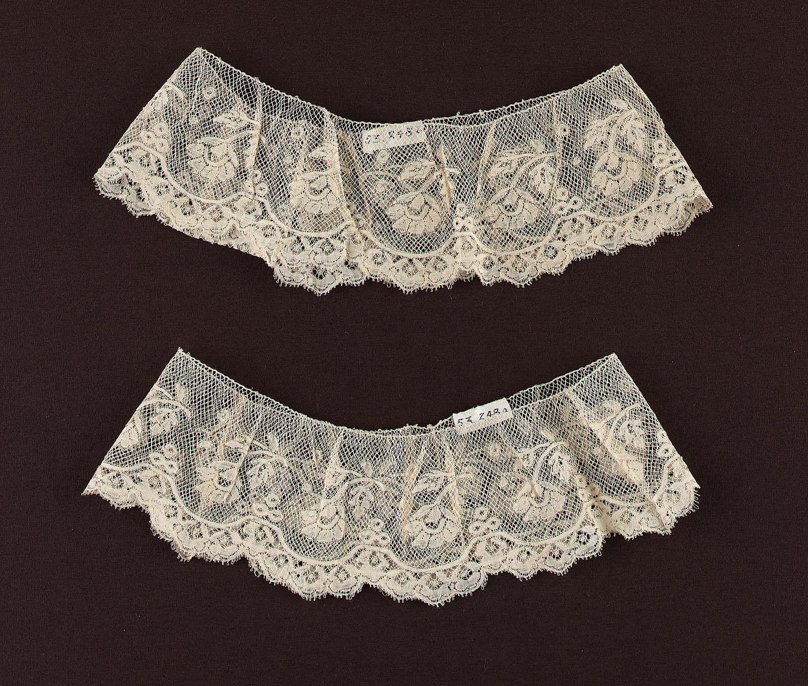Pair of bobbin lace sleeve ruffles Museum of Fine Arts, Boston