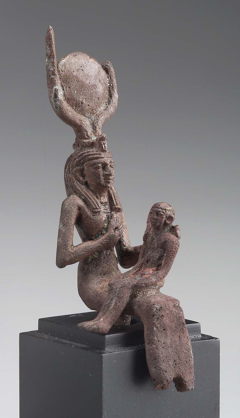 Essay about isis nursing horus image