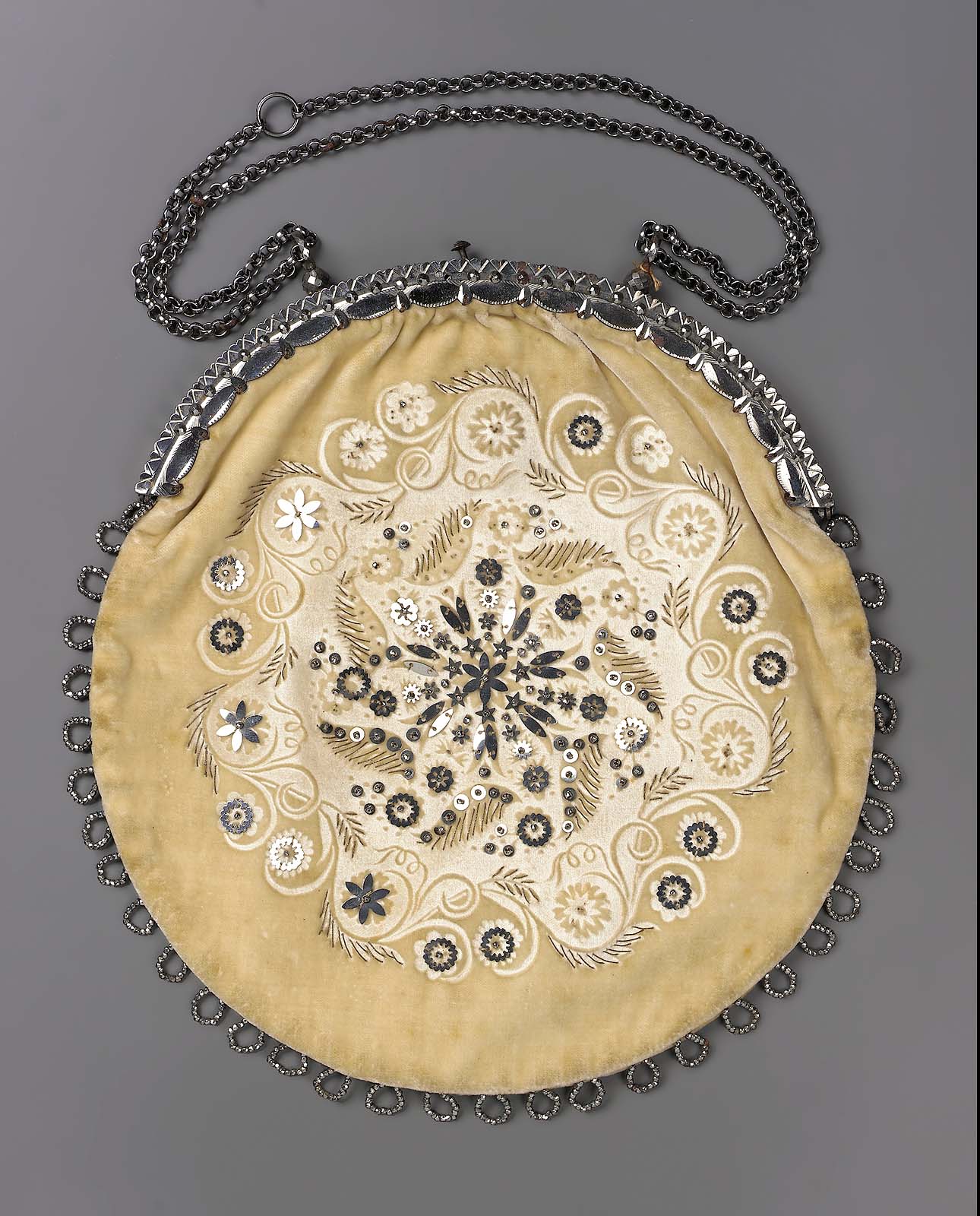 bag-museum-of-fine-arts-boston