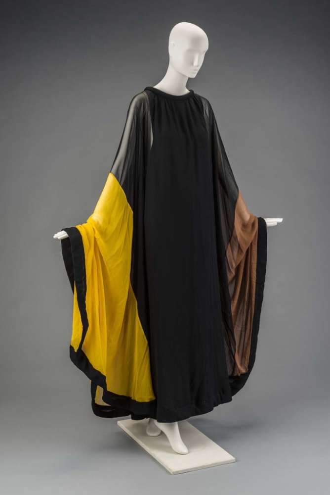 Evening dress Museum of Fine Arts, Boston