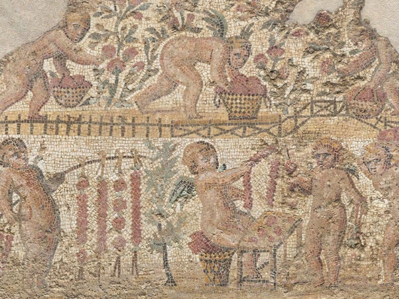 Mosaic emblema with cupids gathering roses in a garden, late 2nd–mid-3rd century Mosaic emblema with cupids gathering roses in a garden, late 2nd–mid-3rd century